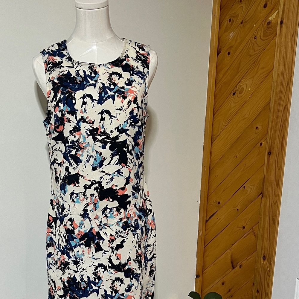 Le Lis Multicolor Abstract Midi Dress